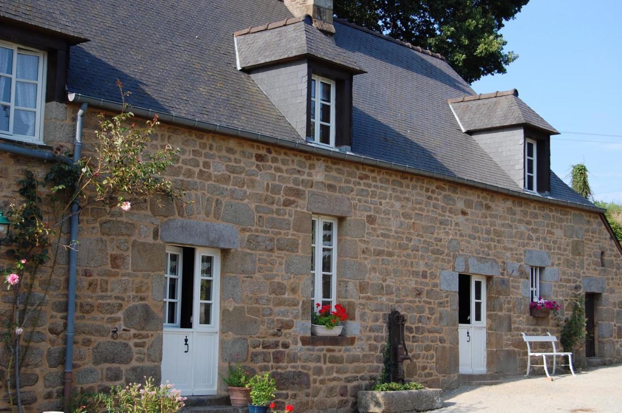 Le Pont St Michel Bed and Breakfast Maen Roch Buitenkant foto